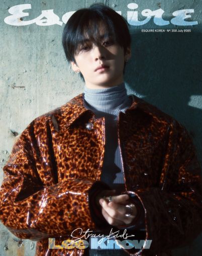 Lee Know (Stray Kids) – ESQUIRE Korea AUGUST 2025 A Version – K-pop Списаниe  PRE - ORDER 