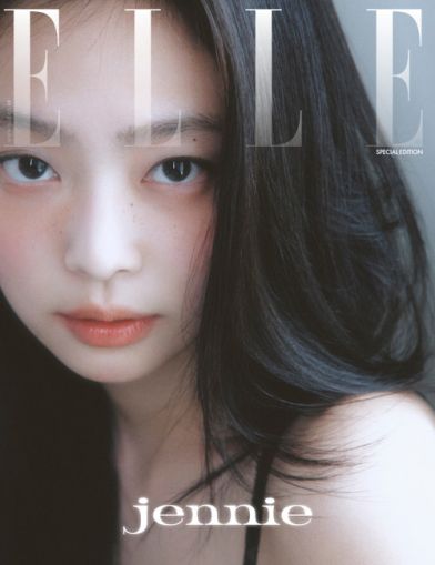 JENNIE - AUGUST 2025 [ELLE] (A ver) PRE - ORDER