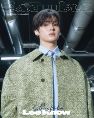 Lee Know (Stray Kids) – ESQUIRE Korea AUGUST 2025 C Version – K-pop Списаниe  PRE - ORDER 