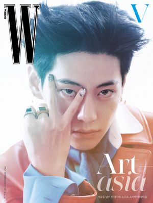 V (BTS) - 2025 [W KOREA] Vol.9 (C ver) PRE - ORDER 