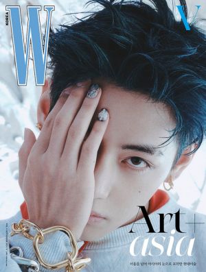 V (BTS) - 2025 [W KOREA] Vol.9 (F ver) PRE - ORDER 