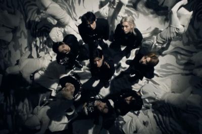 Stray Kids обявиха COMEBACK 2026 с „RUN IT“ и ново световно тур